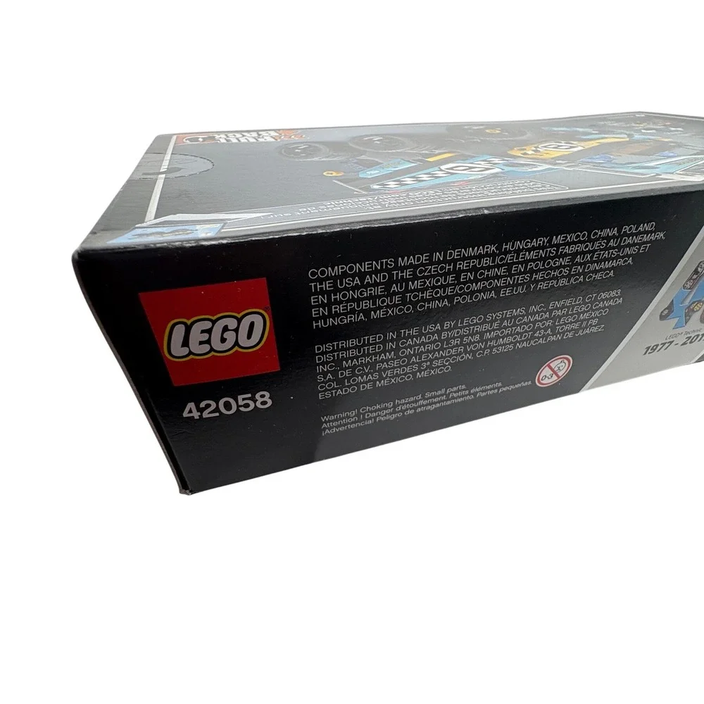 LEGO Technic Stunt Bike 42058 Pull-Back Motorcycle Building Set 140 Pcs New